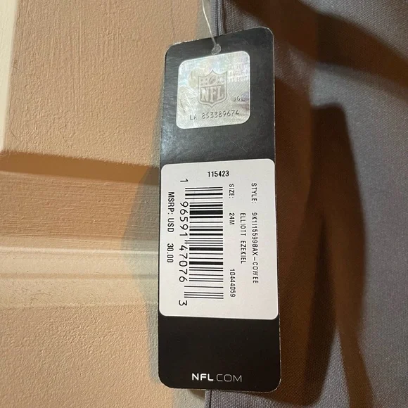 NFL COWBOYS JERSEY - 24M - Picture 3 of 3